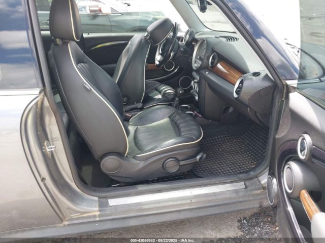 2009 MINI COOPER S WMWMF73569TW85338 Photo 4