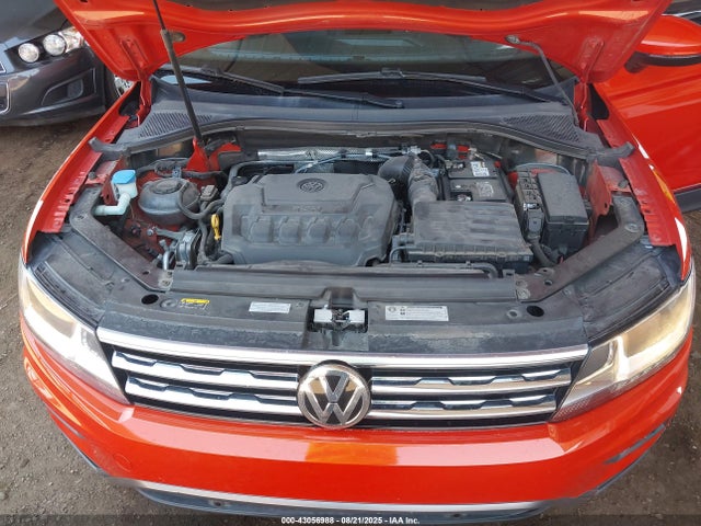3VV3B7AX1KM054324 Volkswagen Tiguan