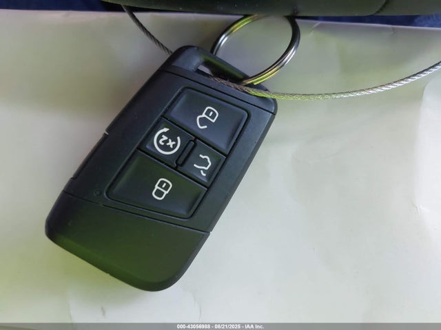 3VV3B7AX1KM054324 Volkswagen Tiguan