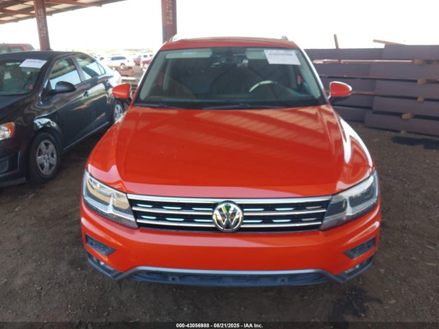 3VV3B7AX1KM054324 Volkswagen Tiguan