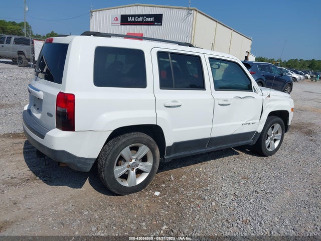 Jeep 2017 2017 1C4NJPFA4HD202064 Image 4