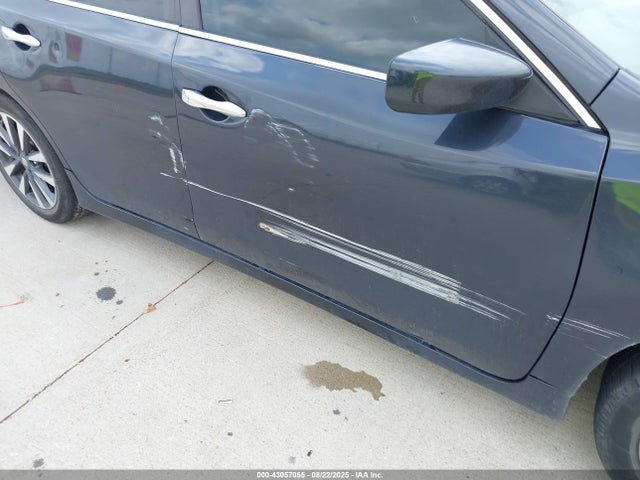 Nissan Altima 2017 1N4AL3AP1HC287177 Image 13