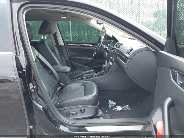 Volkswagen Passat 2014 1VWCN7A36EC021860 Image 5