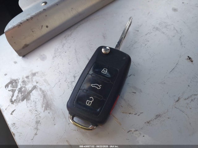 3VWPL7AJXEM604047 Volkswagen 2014