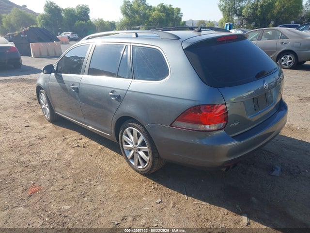 3VWPL7AJXEM604047 Volkswagen 2014