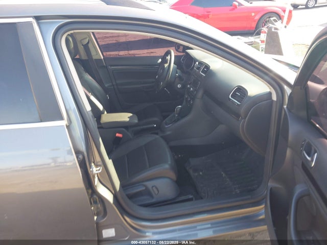 3VWPL7AJXEM604047 Volkswagen 2014