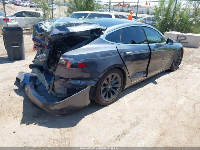2017 TESLA MODEL S 5YJSA1E20HF229121 Photo 3