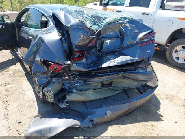 2017 TESLA MODEL S 5YJSA1E20HF229121 Photo 5