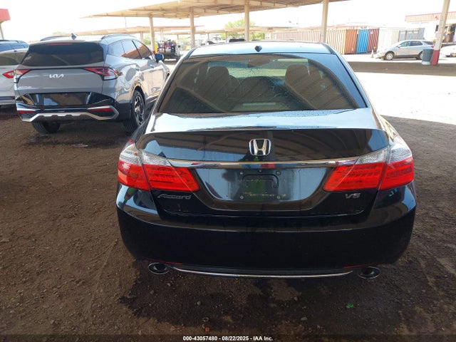 Honda j35y1 2014 1HGCR3F8XEA005324 Image 16