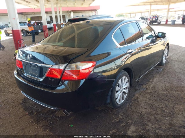 Honda j35y1 2014 1HGCR3F8XEA005324 Image 4