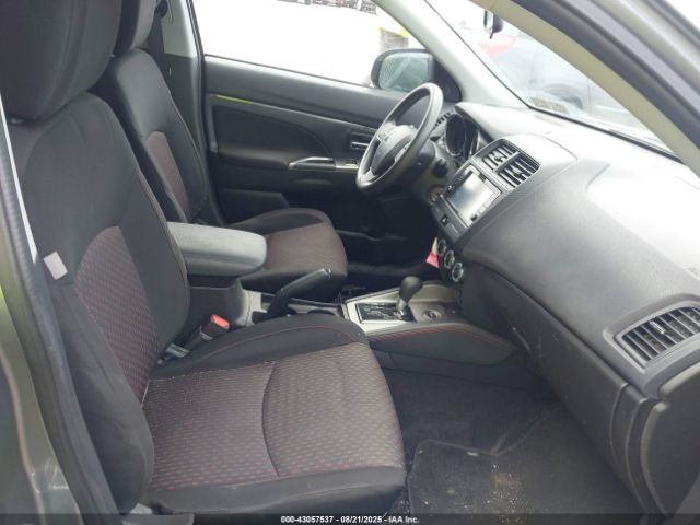 2018 MITSUBISHI OUTLANDER SPORT JA4AR3AU5JZ012424 Photo 4