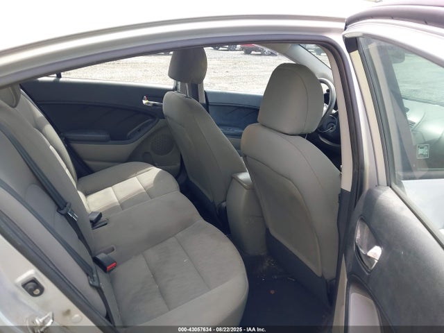 KIA mpi nu 2016 KNAFK4A69G5481438 Image 8