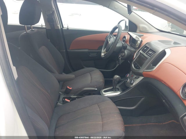 Продажа на аукционе авто 2014 Chevrolet Sonic Lt Auto, vin: 1G1JC5SB0E4154482, номер лота: 43057644