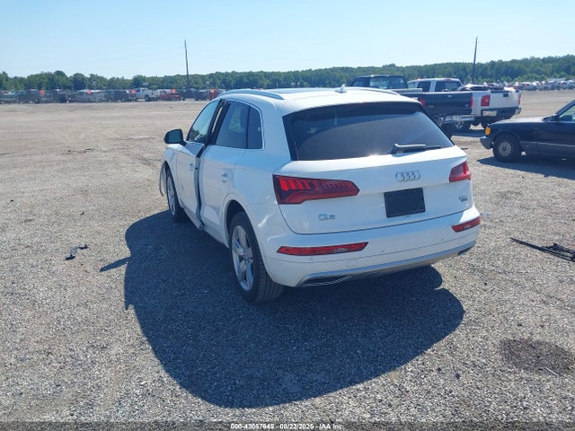 2018 AUDI Q5 WA1BNAFY6J2114565 Photo 2