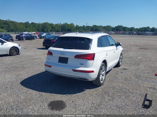 2018 AUDI Q5 WA1BNAFY6J2114565 Photo 3