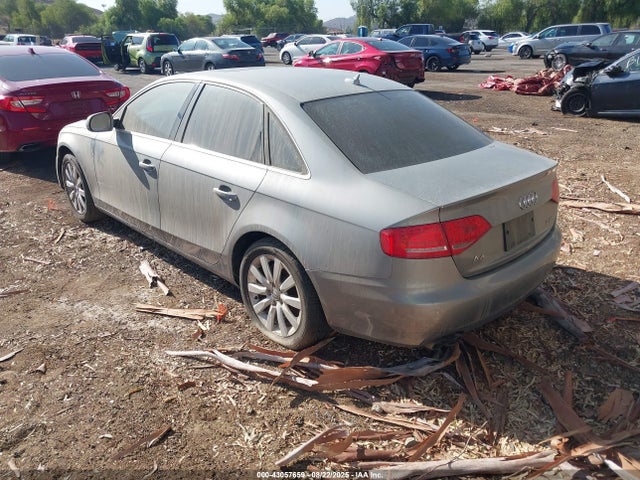 2011 AUDI A4 WAUEFAFL4BN050771 Photo 2