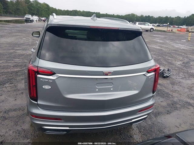 1GYKPCRS0SZ105270 Cadillac lgx
