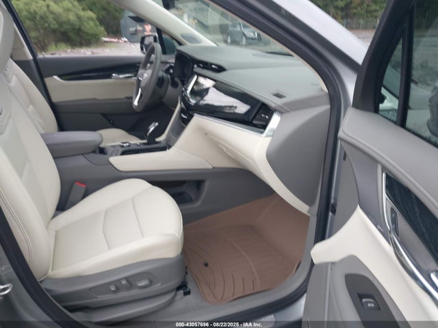 2025 CADILLAC XT6 1GYKPCRS0SZ105270 Photo 4