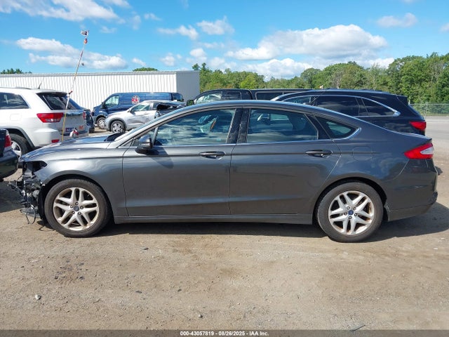 Ford 2016 2016 3FA6P0HD1GR205095 Image 15