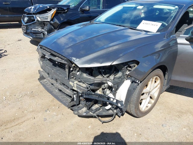 Ford 2016 2016 3FA6P0HD1GR205095 Image 6
