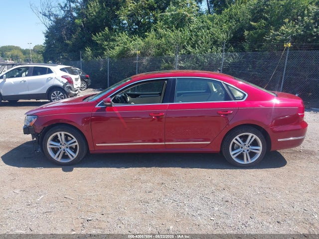 Volkswagen Passat 2015 1VWBT7A31FC005052 Image 15