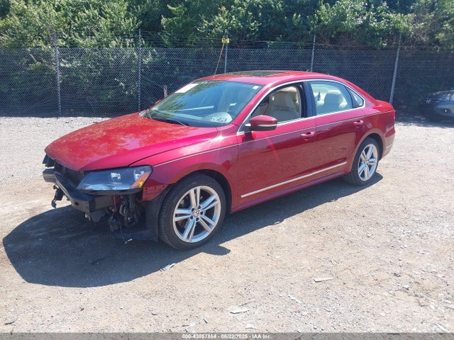 Volkswagen Passat 2015 1VWBT7A31FC005052 Image 2