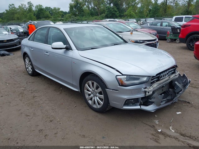2015 AUDI A4 WAUBFAFL4FN042064 Photo 0
