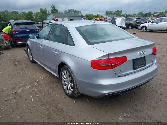 2015 AUDI A4 WAUBFAFL4FN042064 Photo 2
