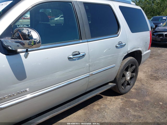 2011 CADILLAC ESCALADE 1GYS4CEF9BR193706 Photo 5