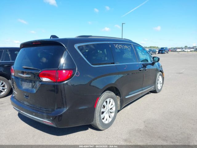 2017 CHRYSLER PACIFICA 2C4RC1BG2HR591142 Photo 3