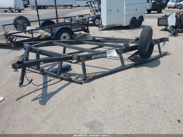5KTUS1419LF509391 Utility Trailer Mfg Karavan Trailer