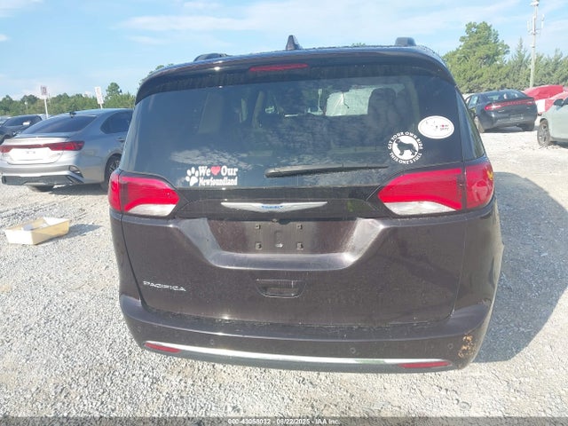 2C4RC1BG5HR782621 Chrysler Pacifica