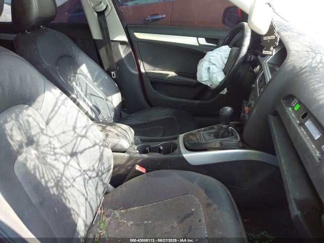 2010 AUDI A4 WAUDFAFL5AN009656 Photo 4