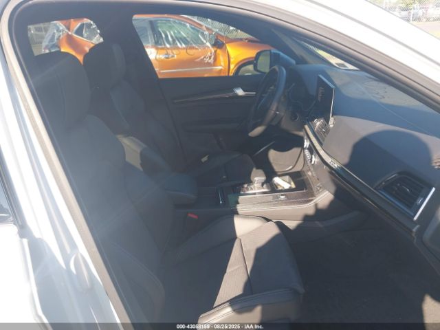 2022 AUDI SQ5 WA1B4AFYXN2136206 Photo 4