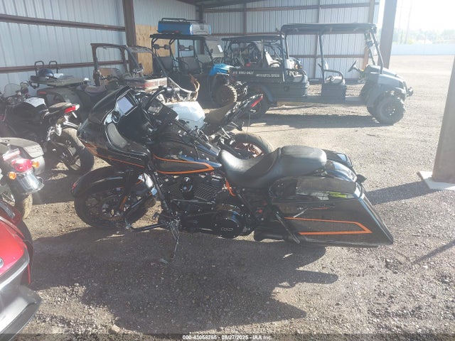 1HD1KTP12NB673638 Harley-Davidson Road Glide Special