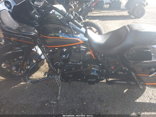 1HD1KTP12NB673638 Harley-Davidson Road Glide Special