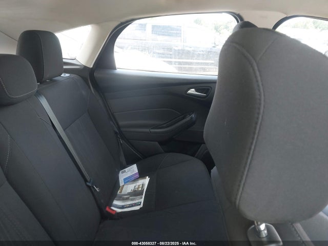 1FADP3K29GL234942 Ford 2016