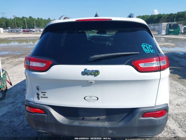 1C4PJLABXFW707058 Jeep Cherokee