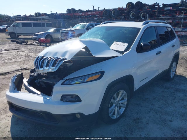 1C4PJLABXFW707058 Jeep Cherokee
