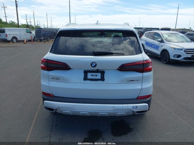 5UXCR6C08P9P17137 BMW X5