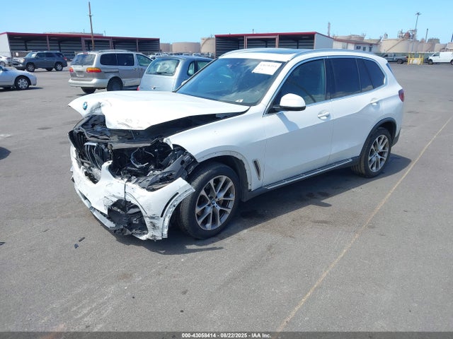 5UXCR6C08P9P17137 BMW X5