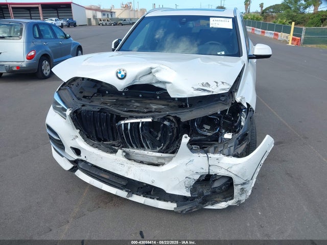 5UXCR6C08P9P17137 BMW X5