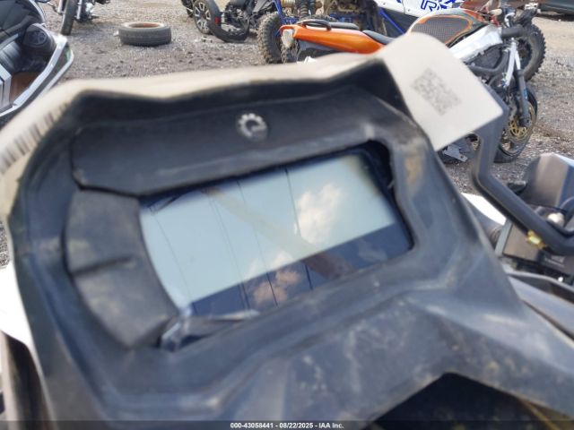 2024 CAN-AM RENEGADE 3JBMGAJ40RJ000034 Photo 6