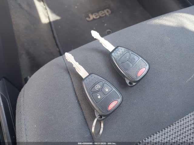 1C4NJRFB4GD581201 Jeep Patriot