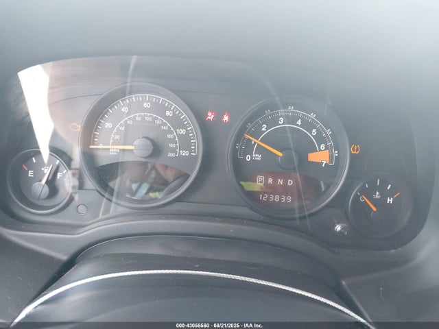 1C4NJRFB4GD581201 Jeep Patriot
