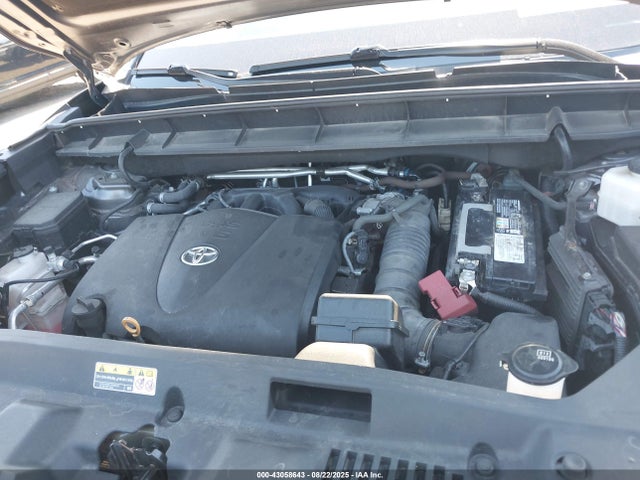 Toyota Highlander Le 2021 5TDBZRBH1MS537565 Image 10