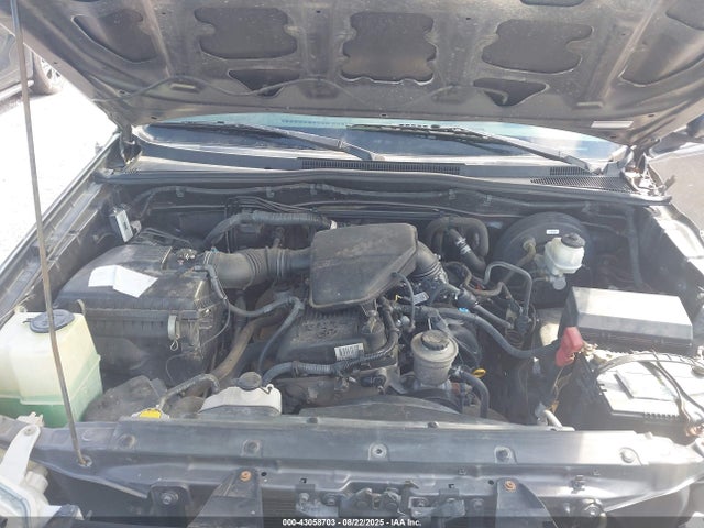 Toyota 2tr-fe 2014 5TFTX4CNXEX036977 Image 10