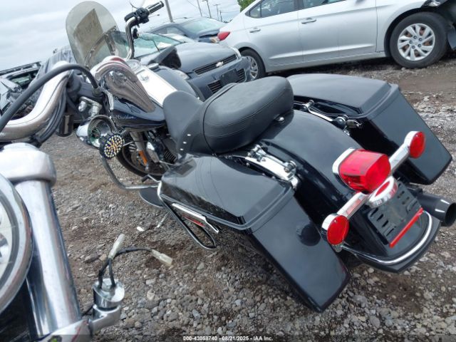 2012 HARLEY-DAVIDSON FLHR 1HD1FBM12CB607607 Photo 2