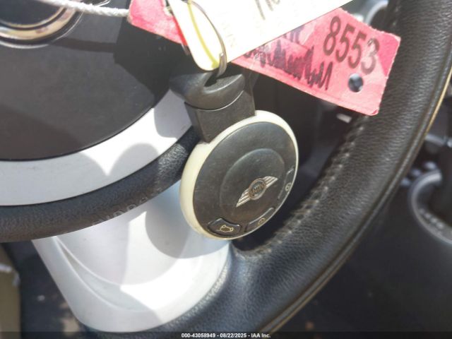 2009 MINI COOPER S CLUBMAN WMWMM33519TP92697 Photo 10