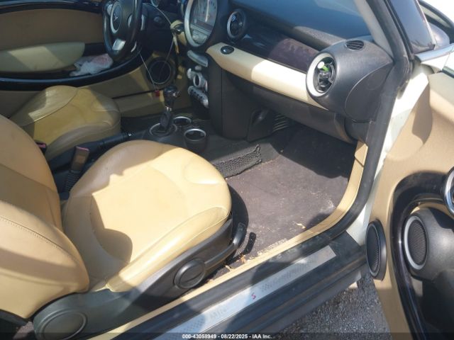 2009 MINI COOPER S CLUBMAN WMWMM33519TP92697 Photo 4